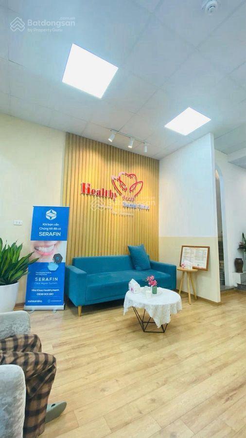 Nhà mới mặt phố hoàng ngân vỉa hè rộng ô tô tránh dt 68m2 mt 5,5m nhà 5t vị trí nhà đẹp nhất phố