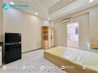 Cho thuê phòng ban công full nội thất mới ngay ngã tư phú nhuận