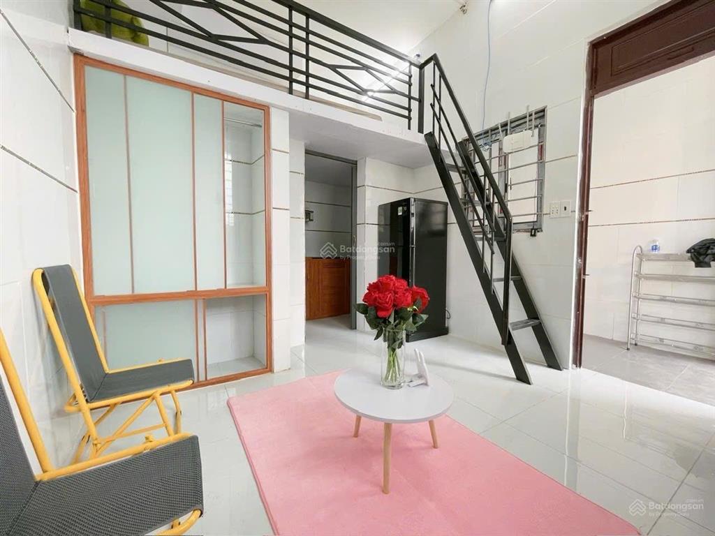 Chung cư mini  phòng gác cao cấp  tách bếp  cạnh công viên gia định  khu sân bay