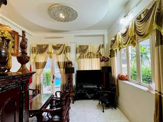 Q8 nhà lô góc 2mt .đường  tránh . shr 63m2 . n 5m nhà 5 tầng btct . chỉ nhĩnh 14 tỷ tl .