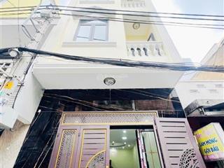 Q4 . f khánh hội. nhà mt 6m . shr 40m2 vuông vức 4 tầng btct. chỉ nhĩnh 12 tỷ tl
