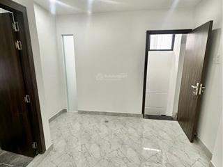 Q4 nhà 3 tầng btct 30m2 sổ hoàn công. 3pn, kdc dân trí cao bến vân đồn. chỉ 3.999 tỷ tl