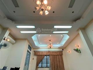 105m2 sổ 3 tầng btct hoàn công đủ. biệt thự cổ hoàng diệu. kdc dân trí cao chỉ 16.986 tl