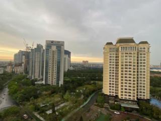 Bán căn góc tầng cao tòa e1 ciputra 153m2 đủ đồ