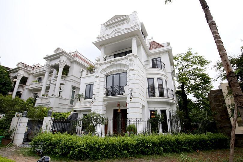 Bán căn biệt thự siêu vip 2 mặt tiền khu t ciputra