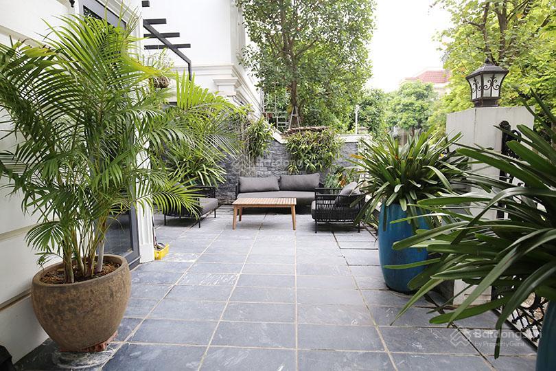 Bán căn biệt thự siêu vip 2 mặt tiền khu t ciputra
