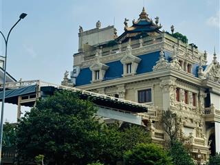 Sát bên trường rmit  phong cách bán cổ điển phối hợp thời thượng châu âu  biệt thự vip ven sông