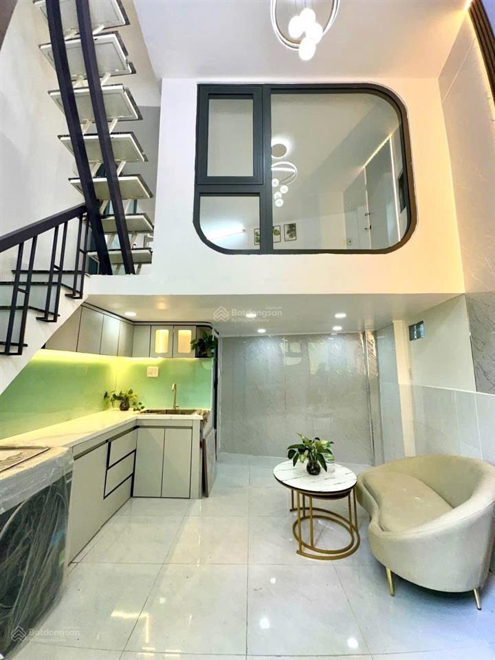 Sổ hồng riêng  2pn 2wc  vào ở ngay  cách vài căn ra mặt tiền đường  thuận tiện di chuyển