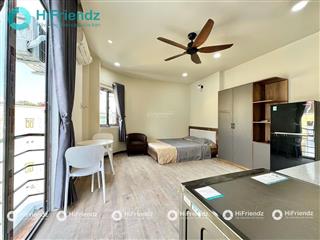 Cho thuê căn hộ studio bancol cửa sổ lớn full nt  thang máy  ngay ngã 6 nguyễn tri phương