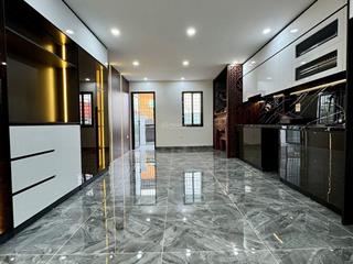 Bán nhà hoàng mai 56m*6t thang máy, ô tô vào nhà, kinh doanh, nội thất vip, ở ngay chỉ 18 tỷ
