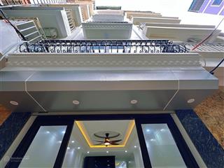 Nhà đẹp . phố thái thịnh , trung tâm đống đa . dt 52m , 5t , ô tô , kd , giá siêu tốt , nhỉnh 17 tỷ