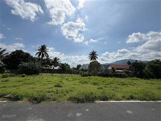 Bán xả lỗ lô đất đẹp đường nhựa  thôn tân khánh, xã suối hiệp, khánh hòa