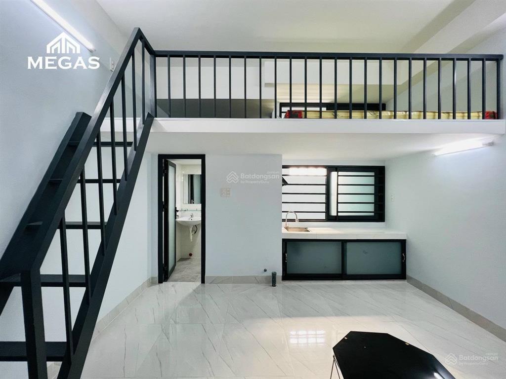 Phòng trọ có gác ngay etown cộng hòa