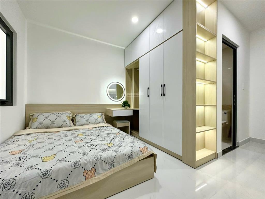 Studio full nội thất ngay ngã tư phú nhuận