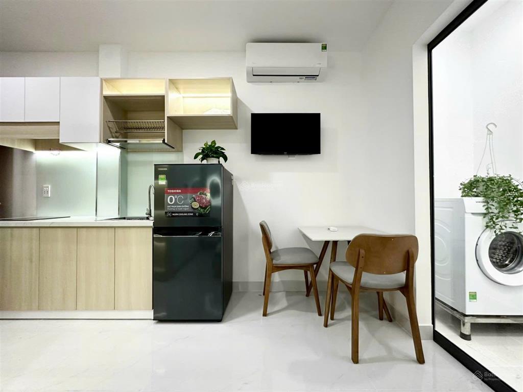 Studio full nội thất ngay ngã tư phú nhuận