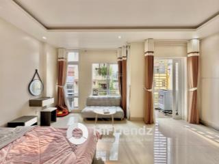 Studio ban công full nội thất gần etown cộng hòa