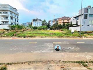 Bán nền biệt thự đường lớn, trung tâm hành chính tp. thủ đức (quận 2 cũ). dt 350m2. giá 140 tr/m2