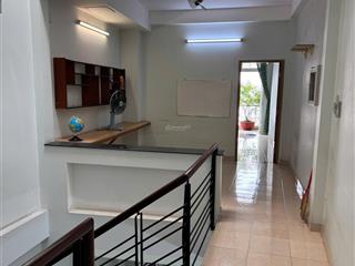 Chính chủ cho thuê nhà mới  nguyên căn 3 tầng  87m2  3pn  0932 191 ***