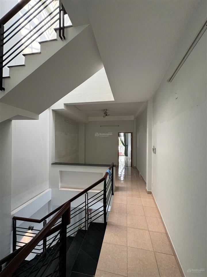 Chính chủ bán nhà mới  nguyên căn 3 tầng  87m2  3pn  0932 191 ***