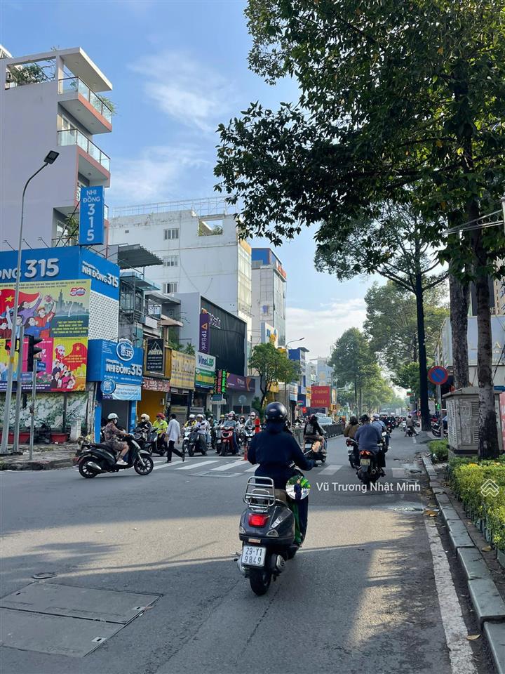 Nhà góc 2 mặt tiền tô hiến thành, q. 10  187m2 (8.2 x 22m), 4 tầng, hđt 200tr/th bán giá 60 tỷ
