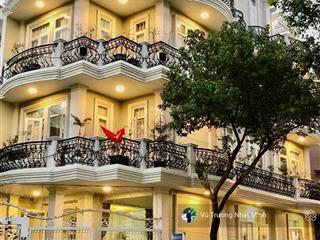 Khuôn đất hiếm xây chdv trần bình trọng, quận 5. 200m2 (10.5 x 20m nở hậu). giá chỉ 29 tỷ