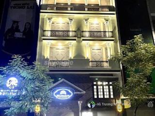 Mặt tiền trần quang diệu, quận 3. 180m2 (7.5 x 20 nở hậu 11m). xd hầm 7 tầng. giá chỉ 56 tỷ