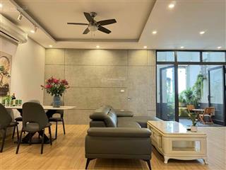 Chính chủ cho thuê căn 2 ngủ full đồ 115m2 chung cư nguyễn văn cừ có lốt xe giá 15 triệu0916 393 ***