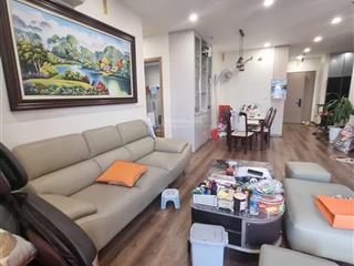 Chính chủ bán căn 3 ngủ full đồ 101m2 chung cư berriver 390 nguyễn văn cừ giá 8.3 tỷ  0916 393 ***