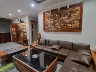 Chính chủ bán căn góc 3 ngủ 112.2m2 chung cư one 18 địa chỉ 298 phố ngọc lâm giá 8.2 tỷ 0916 393 ***