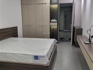 Chính chủ cho thuê căn hộ 37m2 full đồ hiện đại trẻ trung phố hồng tiến giá 6 triệu 0916 393 ***