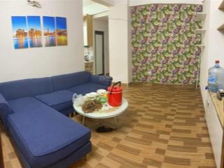 Cho thuê chung cư 2 ngủ 2wc 75m2 phố tư đình ngay gần aeon mall và tâm anh giá 7 triệu 0916 393 ***