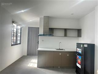 Chính chủ cho thuê căn hộ 36m2 phố nguyễn văn cừ gần cầu chương dương giá 5.5 triệu 0916 393 ***