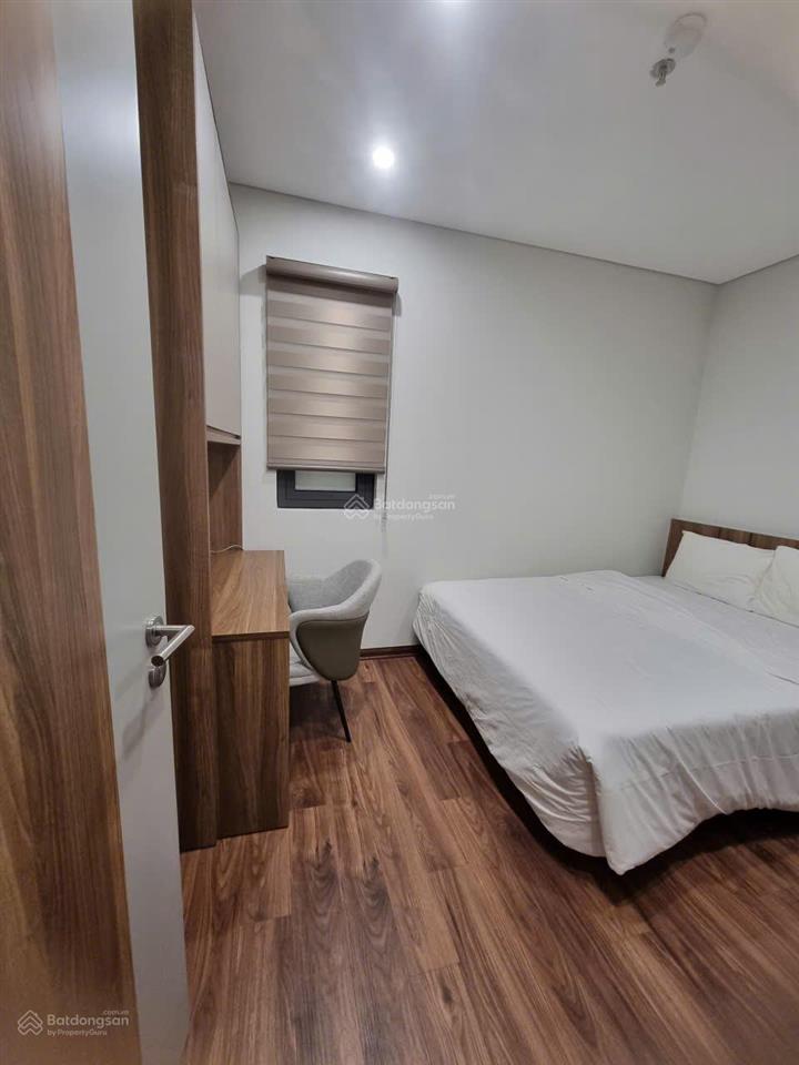 Cho thuê căn hộ cao cấp 65m2 full đồ phố hồng tiến gần phố cổ, wellspring giá 14 triệu0916 393 ***