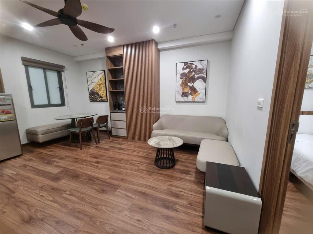 Cho thuê căn hộ cao cấp 65m2 full đồ phố hồng tiến gần phố cổ, wellspring giá 14 triệu0916 393 ***