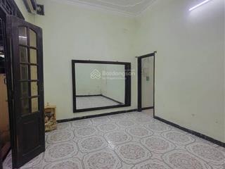 Bán nhà lạc long quân  tây hồ, ngõ thông, vài bước chân ra hồ tây mát mẻ