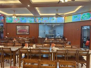 Cho thuê mặt bằng kinh doanh võ chí công  tây hồ  dt 220m2  giá 40tr/tháng có tl