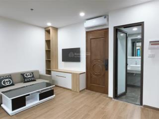 Cho thuê căn hộ mới tinh tại 271 lạc long quân, 1 bước ra hồ tây, nhà mới tinh đầy đủ nội thất
