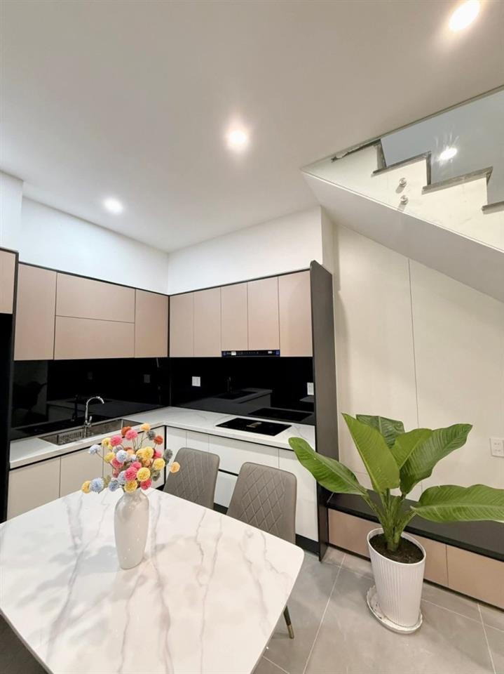 # Góc kiệt Trưng Nữ Vương sát Cầu Rồng, 40m2, 2 tầng mới đẹp, 3.xx tỷ