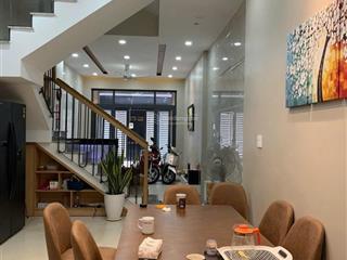 Bán nhà riêng 4pn, 4vs, mặt tiền 5m, ở hương lộ 2, bình trị đông, bình tân, giá siêu hời 6,98 tỷ