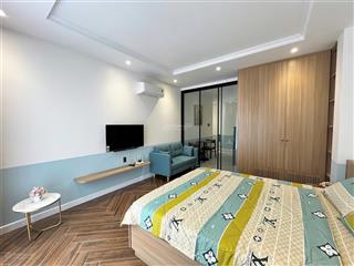 Cho thuê căn hộ cao cấp quận 1 phường bến thành dạng 1 phòng ngủ ban công tranh bị full nội thất