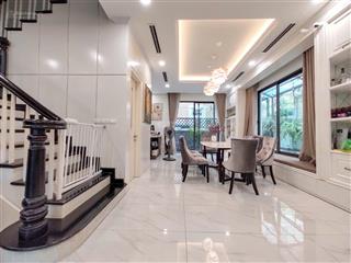 Cho thuê biệt thự song lập vinhomes riverside diện tích 165m2 full đồ 4pn đẹp giá chỉ 45tr/tháng