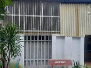 NHÀ CHÍNH CHỦ - GIÁ TỐT - Bán nhà xưởng 200 m2 thổ cư 180m2, gần chợ đầu mối Thủ Đức, P