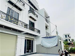 Hàng hiếm 1 căn 3 tầng 70.3m2 có sân cổng riêng ô tô đỗ cửa ngày đêm tại đặng cương, an dương