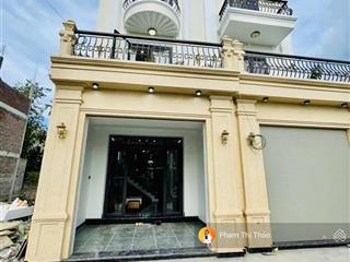 Bán căn nhà 3 tầng xây độc lập oto đỗ tận của tại quỳnh hoàng nam sơn