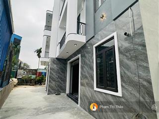 Nhà 3 tầng hiện đại độc lập tại tdp kiều đông cách cầu kiến an chỉ 2p đi xe