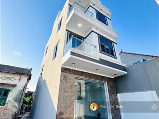 Ngay sau nhà văn hoá hoà nhất  đặng cương. ra mặt đường worldbank 150m