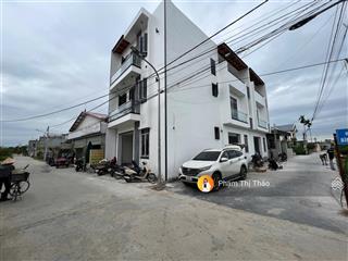 Siêu phẩm nhà 3 tầng đặng cương gần chợ minh kha ngõ rộng ô tô đỗ cửa ngày đêm