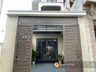 Duy nhất 1 căn nhà 3 tầng xây độc lập sân cổng riêng dt 71m ,ngay trung cư quỳnh hoàng nam sơn