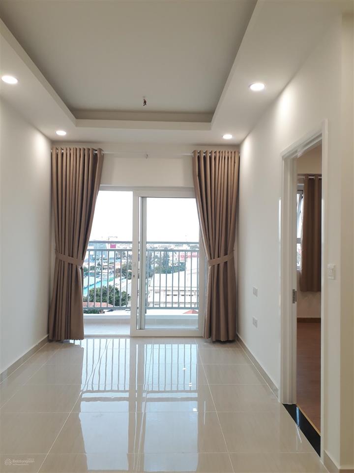 Chính chủ bán gấp c/c moonlight có sổ hồng 2 phòng ngủ hỗ trợ vay bank  0931 918 ***