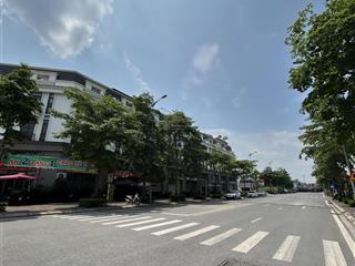 Bán liền kề thô eastern park thạch bàn long biên, 160m2, 5 tầng thô, view vườn hoa, giá đầu tư.